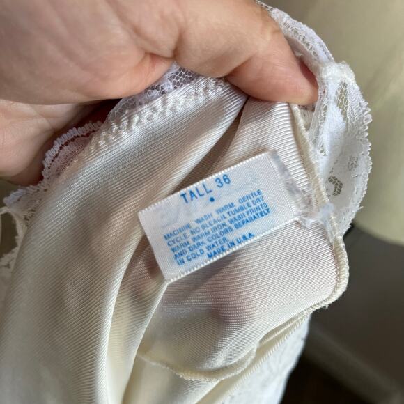 Vintage Lorraine Satin Romantic Cream Full Slip Night Gown Size Tall 36 - Picture 8 of 9